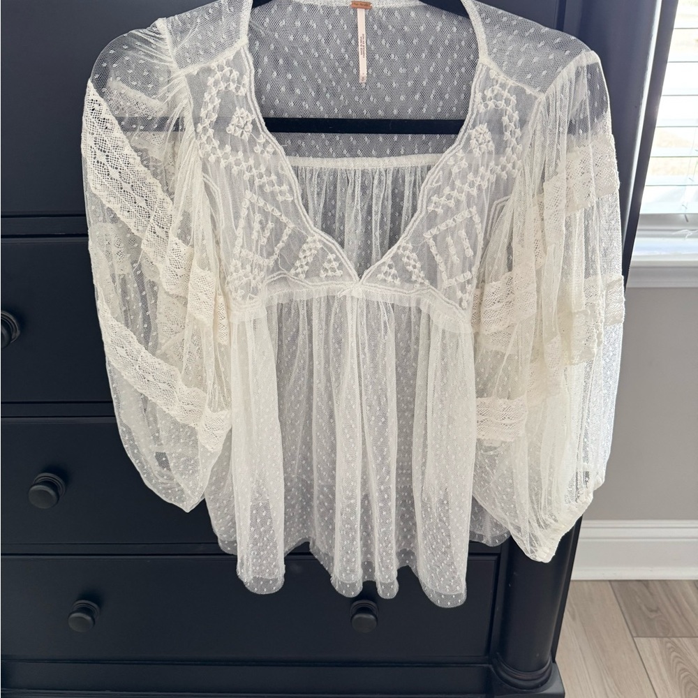 FP Elegant White Lace Women's Top